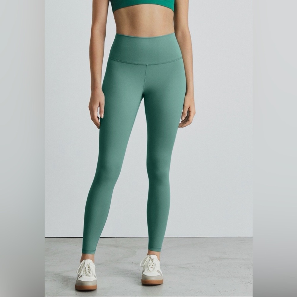Everlane The Perform Legging in Dark Mint Size Small Ankle length NWT